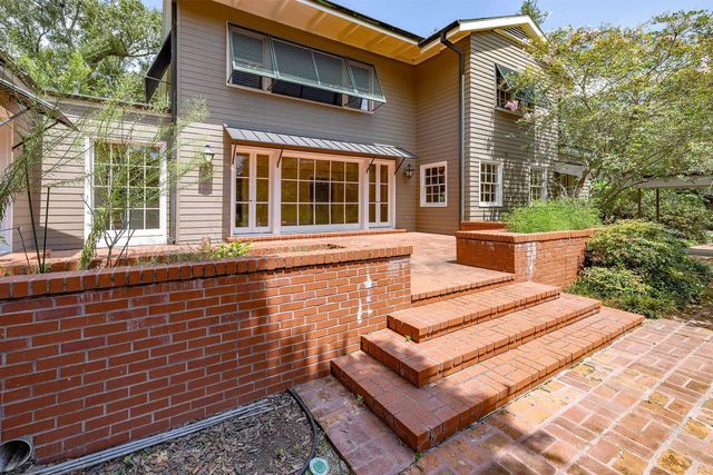 1231 Bayou Black Dr, Houma, LA 70360