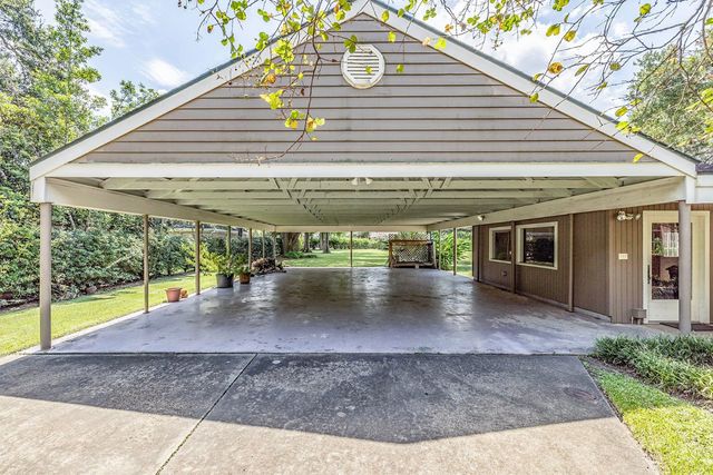 1231 Bayou Black Dr, Houma, LA 70360