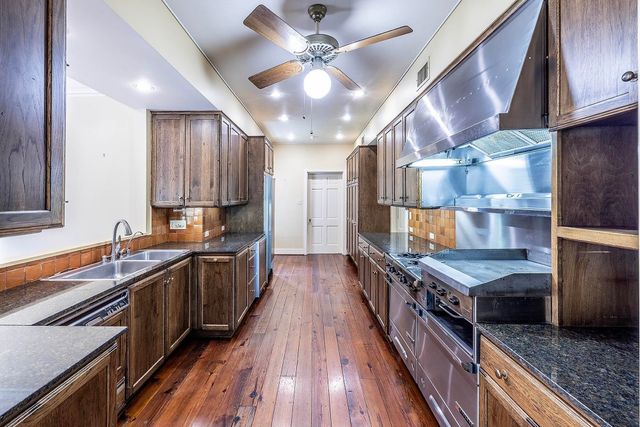 1231 Bayou Black Dr, Houma, LA 70360