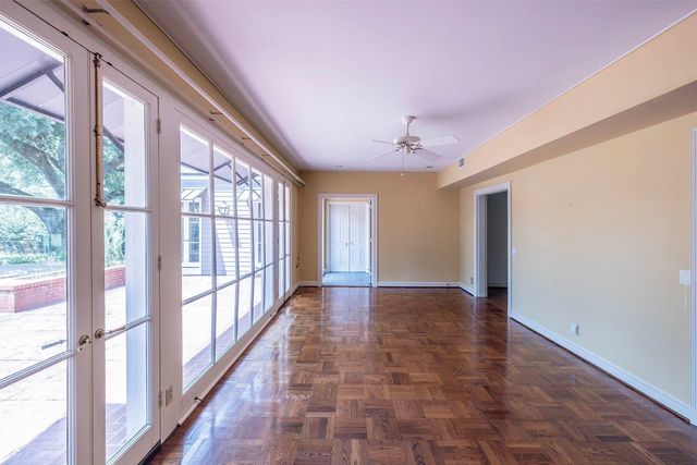 1231 Bayou Black Dr, Houma, LA 70360