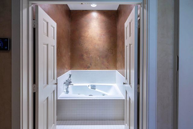 1231 Bayou Black Dr, Houma, LA 70360