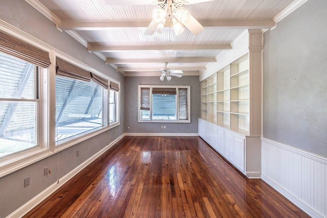 1231 Bayou Black Dr, Houma, LA 70360