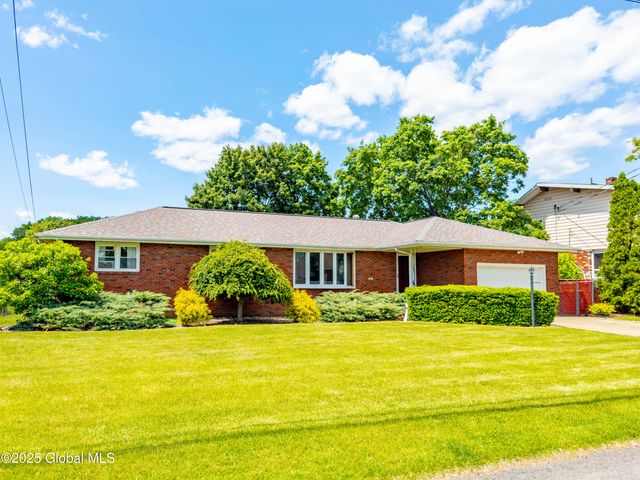 61 Ahl Avenue, Colonie, NY 12205