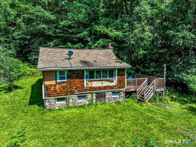 16 Sawyer Hill Road, New Milford, CT 06776
