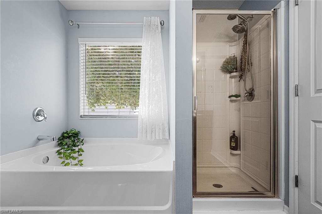 Image 18 of property listing at 1010 SW 6th AVE, Cape Coral, FL 33991