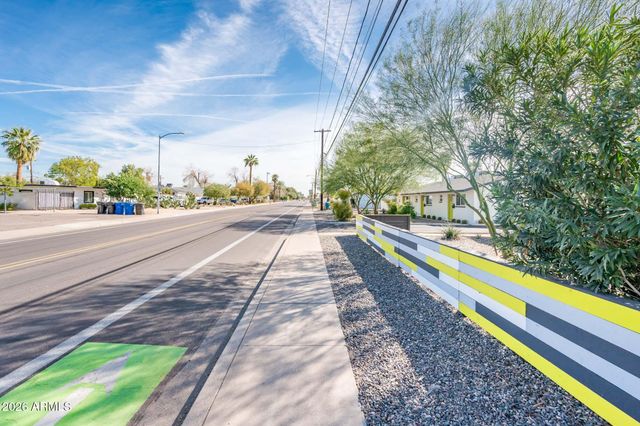 1225 E CAMPBELL Avenue, Phoenix, AZ 85014