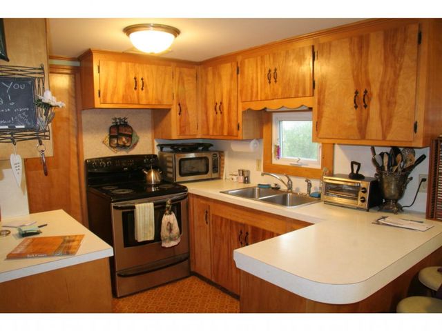 56 Emerson Street, St. Johnsbury, VT 05819