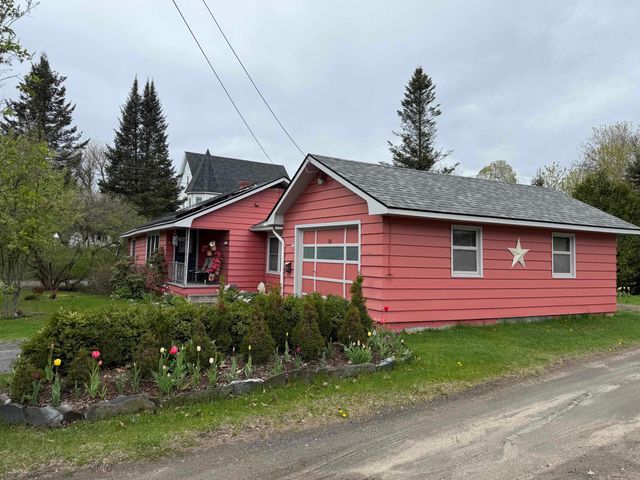 56 Emerson Street, St. Johnsbury, VT 05819