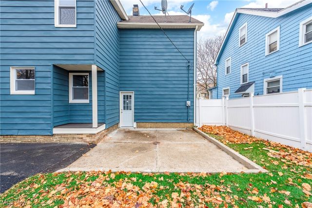 2127 Marlindale Road, Cleveland Heights, OH 44118