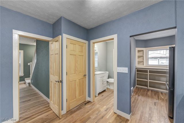 2127 Marlindale Road, Cleveland Heights, OH 44118