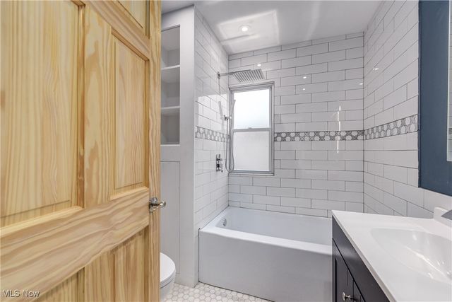 2127 Marlindale Road, Cleveland Heights, OH 44118