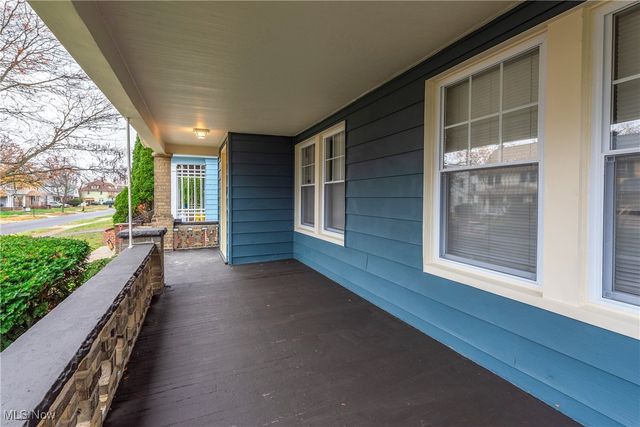 2127 Marlindale Road, Cleveland Heights, OH 44118