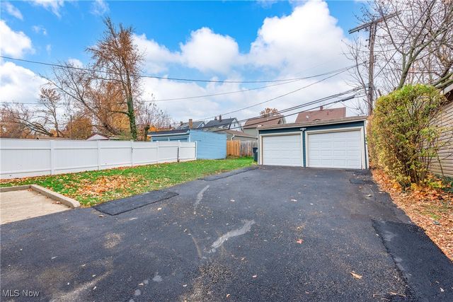 2127 Marlindale Road, Cleveland Heights, OH 44118