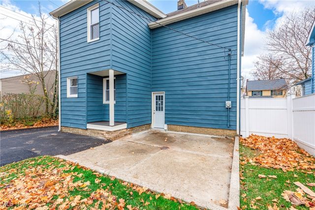 2127 Marlindale Road, Cleveland Heights, OH 44118