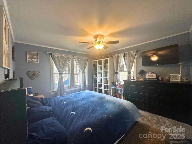 104 Old Fort Road, Fairview, NC 28730