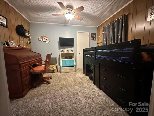 104 Old Fort Road, Fairview, NC 28730