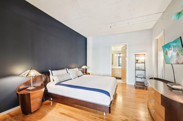 290 Market Street 607, Minneapolis, MN 55405