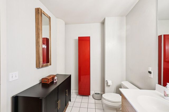 290 Market Street 607, Minneapolis, MN 55405