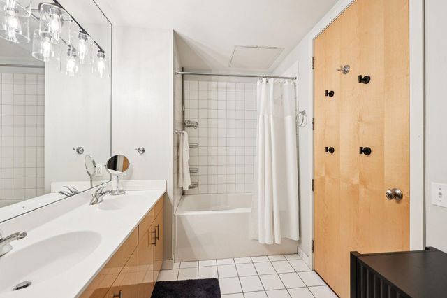 290 Market Street 607, Minneapolis, MN 55405