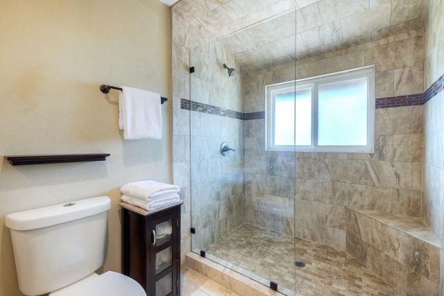 13976 Country Creek Rd, Poway, CA 92064