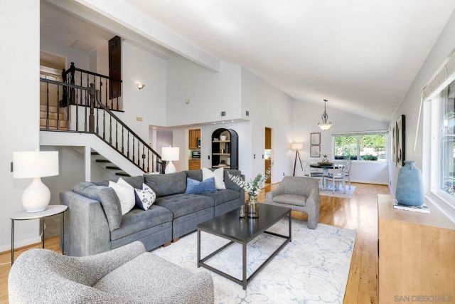 13976 Country Creek Rd, Poway, CA 92064