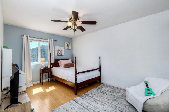 13976 Country Creek Rd, Poway, CA 92064