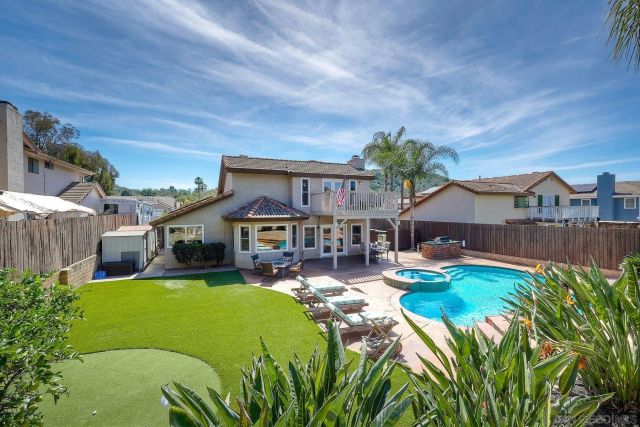 13976 Country Creek Rd, Poway, CA 92064