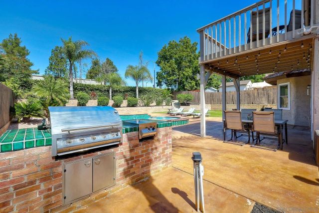 13976 Country Creek Rd, Poway, CA 92064