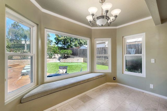 13976 Country Creek Rd, Poway, CA 92064