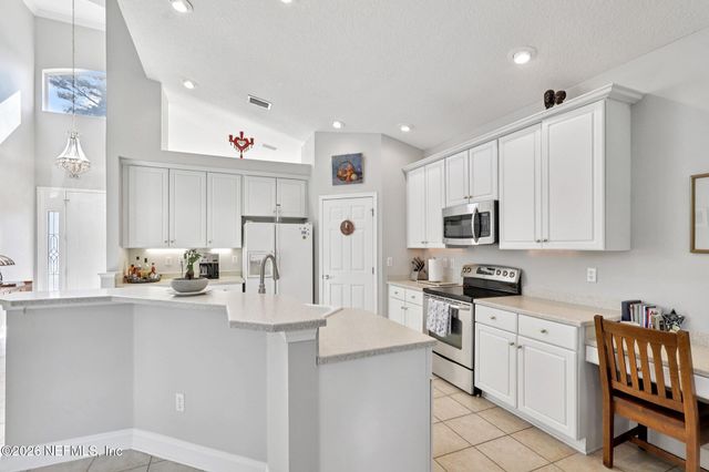 6534 BURNHAM Circle, Ponte Vedra Beach, FL 32082