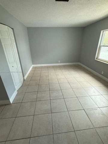 6595 Boulevard Of Champions 6595, North Lauderdale, FL 33068