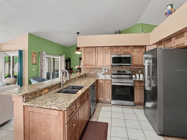400 MISTY MEADOW DRIVE, Ocoee, FL 34761