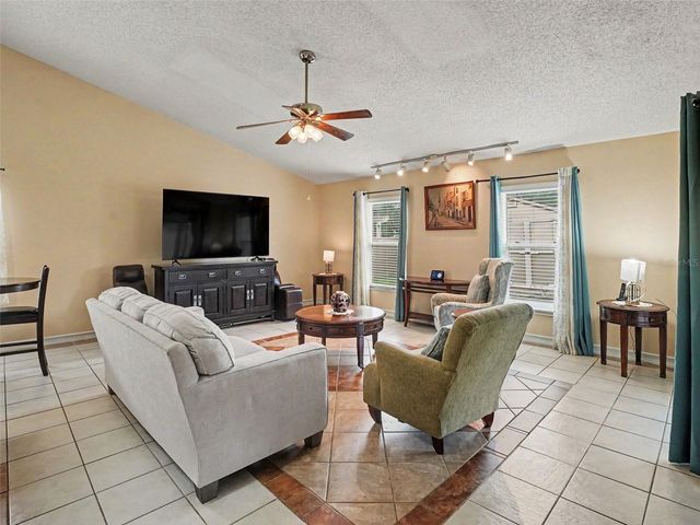 400 MISTY MEADOW DRIVE, Ocoee, FL 34761