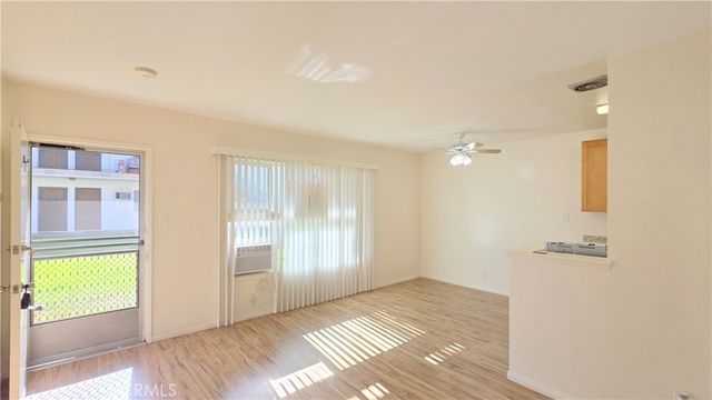 2334 E Santa Fe Avenue 4, Fullerton, CA 92831