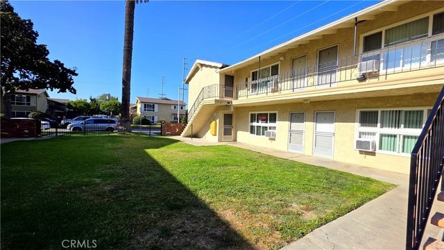 2334 E Santa Fe Avenue 4, Fullerton, CA 92831