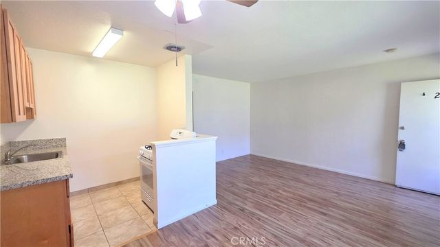 2334 E Santa Fe Avenue 4, Fullerton, CA 92831