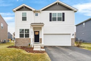 1571 Middleton Road, Pingree Grove, IL 60140