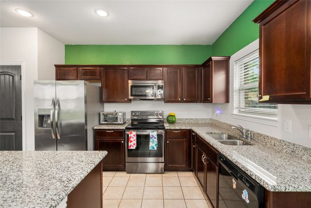 2841 Pacifico Way, Fort Worth, TX 76111