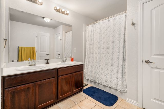 2841 Pacifico Way, Fort Worth, TX 76111