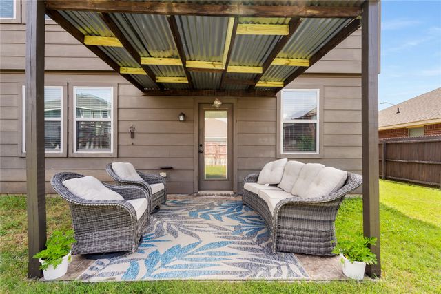 2841 Pacifico Way, Fort Worth, TX 76111
