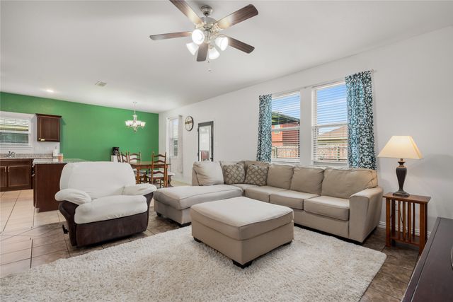 2841 Pacifico Way, Fort Worth, TX 76111
