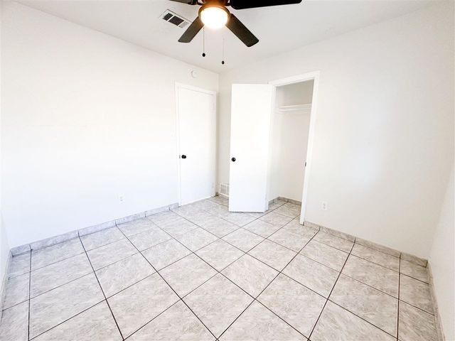 1411 SE Hillcrest Ave, Lawton, OK 73501