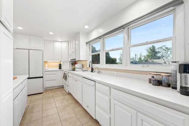 14832 Mossy Oak Place, Salinas, CA 93907