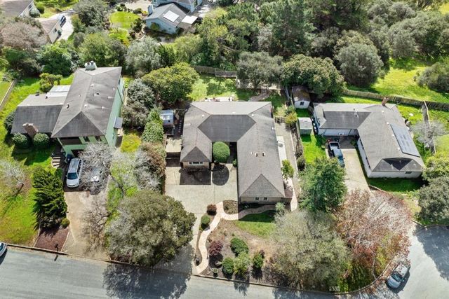 14832 Mossy Oak Place, Salinas, CA 93907