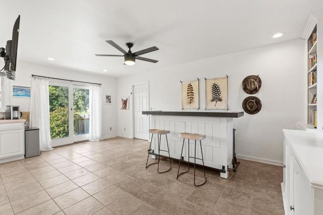 14832 Mossy Oak Place, Salinas, CA 93907