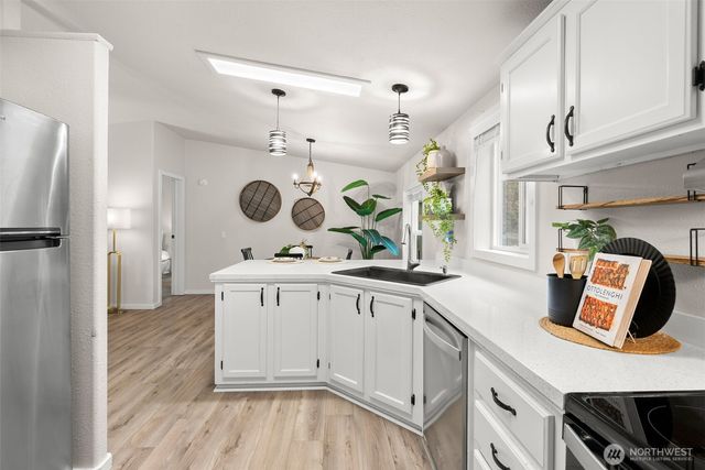 5678 SE Burley Olalla Road, Olalla, WA 98359