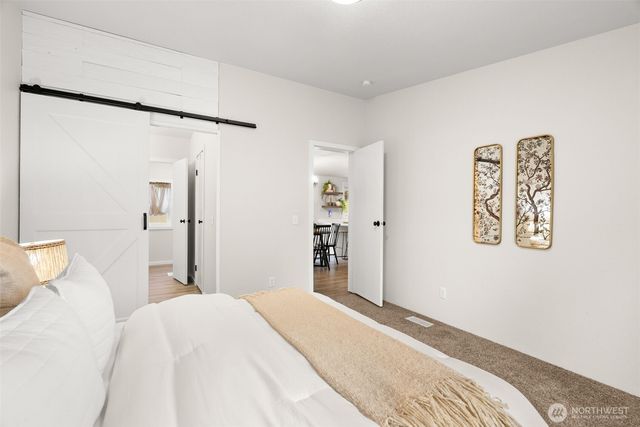 5678 SE Burley Olalla Road, Olalla, WA 98359