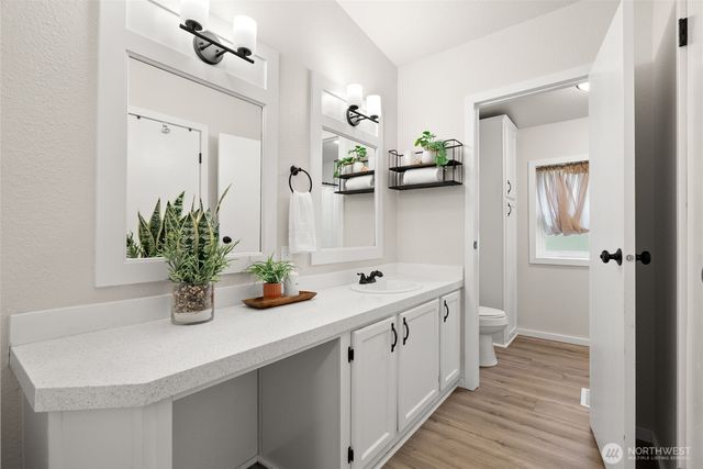 5678 SE Burley Olalla Road, Olalla, WA 98359