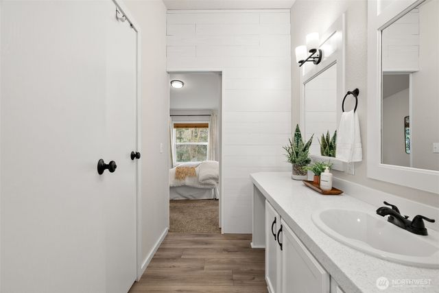 5678 SE Burley Olalla Road, Olalla, WA 98359