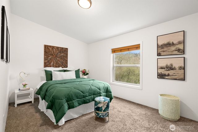 5678 SE Burley Olalla Road, Olalla, WA 98359